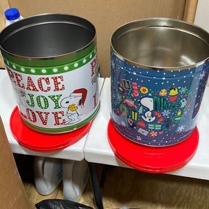 Peanuts popcorn tins(NO food inside)